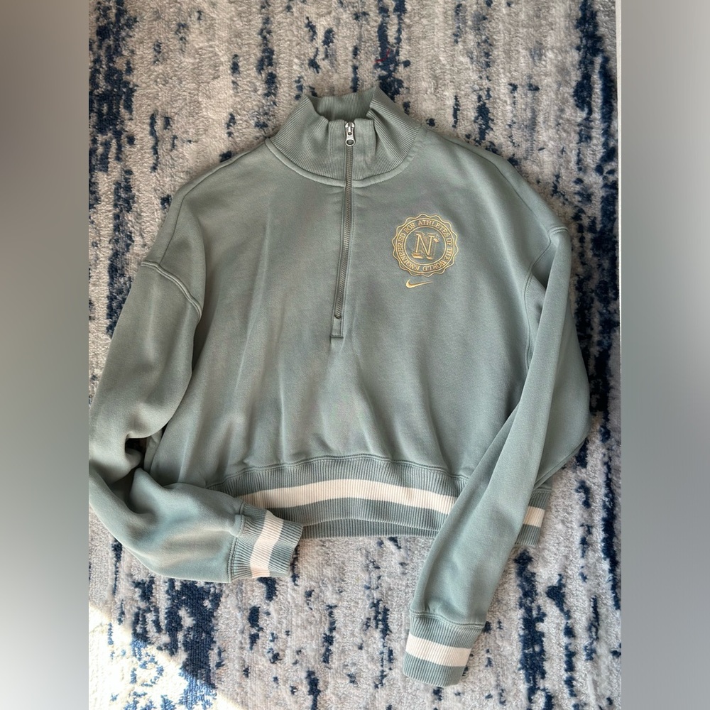 Women’s Nike Sportswear Phoenix Fleece Oversized Half-Zip Cropped Sweatshirt